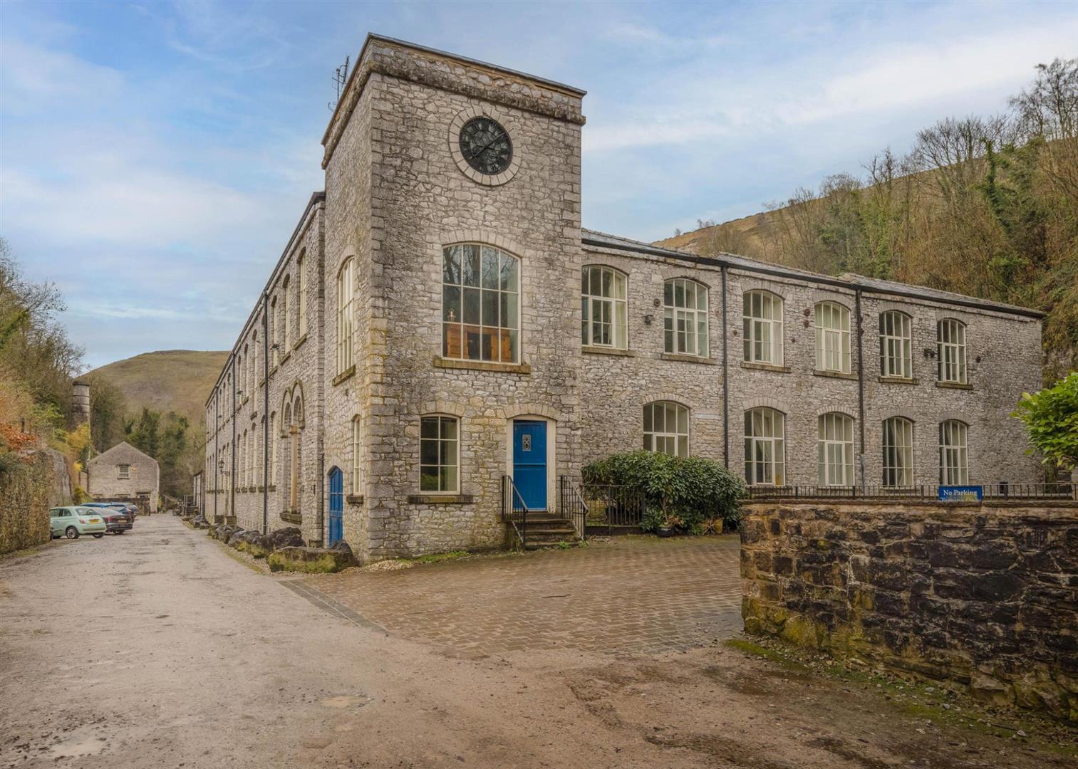 Phoenix Building, Litton